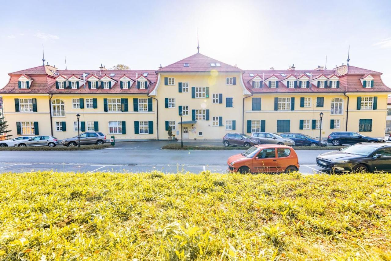 Apartments Vila Golf - Flucher Turizem Rogaška Slatina Eksteriør bilde